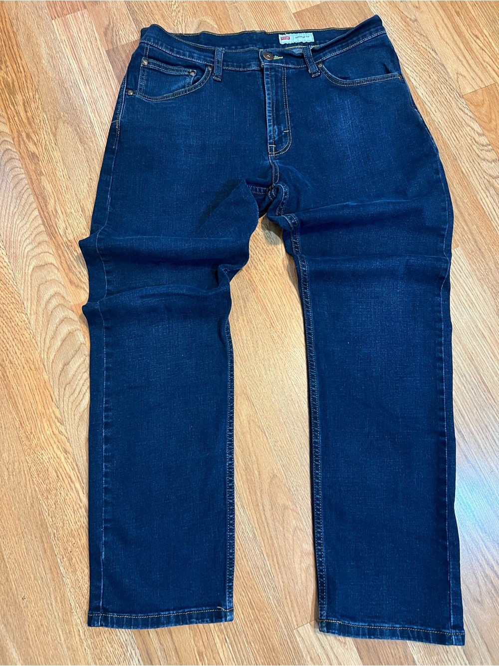 Wrangler Men's Indigo Straight Jeans